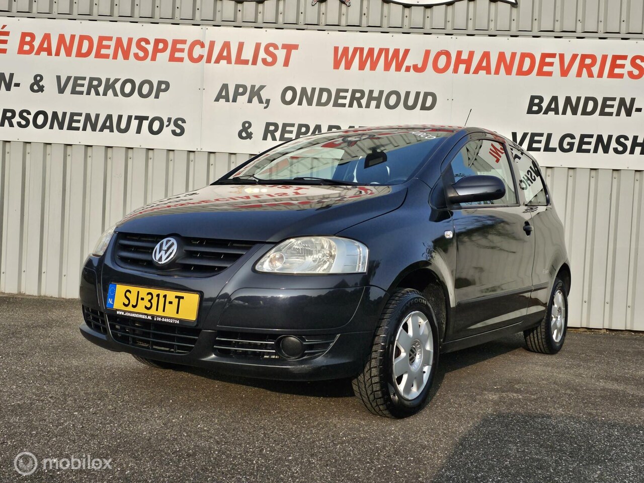 Volkswagen Fox - 1.2 Trendline I Airco I onderh. boekjes! - AutoWereld.nl