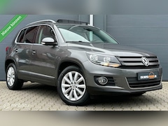 Volkswagen Tiguan - 1.4 TSI Sport&Style DSG Pano.dak/Trekhaak/Clima