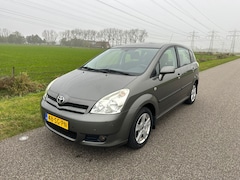 Toyota Verso - 1.8 VVT-i Sol 7p. 7 PERSOONS / CLIMA AIRCO / ONDERHOUDSBOEKJE / TREKHAAK / NAP !