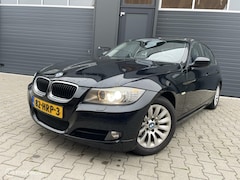 BMW 3-serie - 318i High Executive, Leer, Navigatie