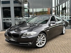 BMW 5-serie - 525D HIGH EXECUTIVE AUTOMAAT NAVI AIRCO/ECC