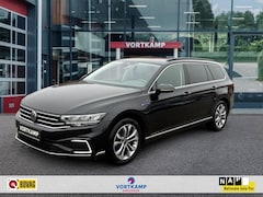 Volkswagen Passat Variant - 1.4 TSI DSG GTE TREKHAAK/CAMERA/NAVI/ACC/STOELVERW