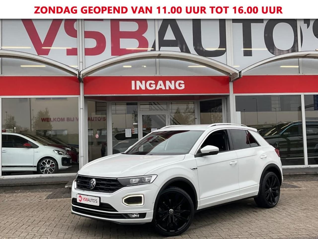 Volkswagen T-Roc - 1.5 TSI ACT. 150PK R-LINE LED NAVI CAMERA DIGITALE SCHERM AIRCO - AutoWereld.nl