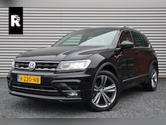 Volkswagen Tiguan - 1.5 TSI ACT Highline Business R-Line Trekhaak / Camera / Digitaal Dashboard / LED / 19inch