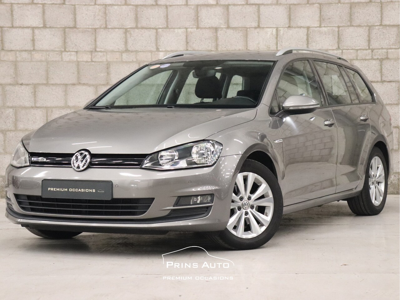 Volkswagen Golf Variant - 1.0 TSI Connected Series |CAMERA|TREKHAAK|VOLLEDIG ONDERHOUDEN| - AutoWereld.nl