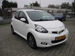 Toyota Aygo - 1.0-12V Dynamic Navigator , Airco, 111.807 Km, 2e Eig.,  NL Auto!!