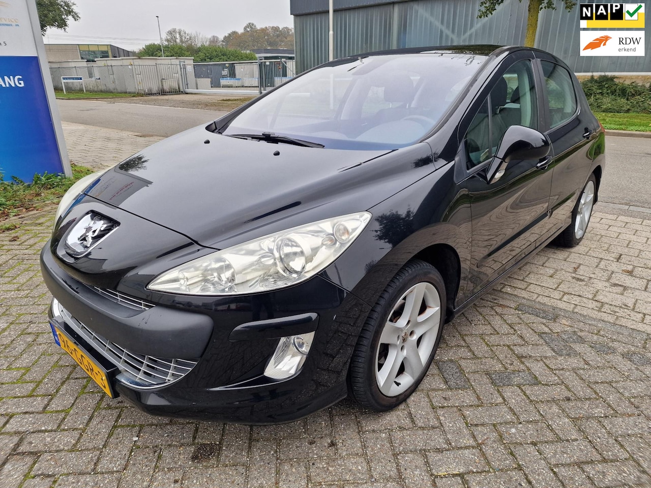 Peugeot 308 - 1.6 VTi XT 1.6 VTi XT, Apk, Nap, Zeer goed rijdend, Inruil mogelijk. - AutoWereld.nl