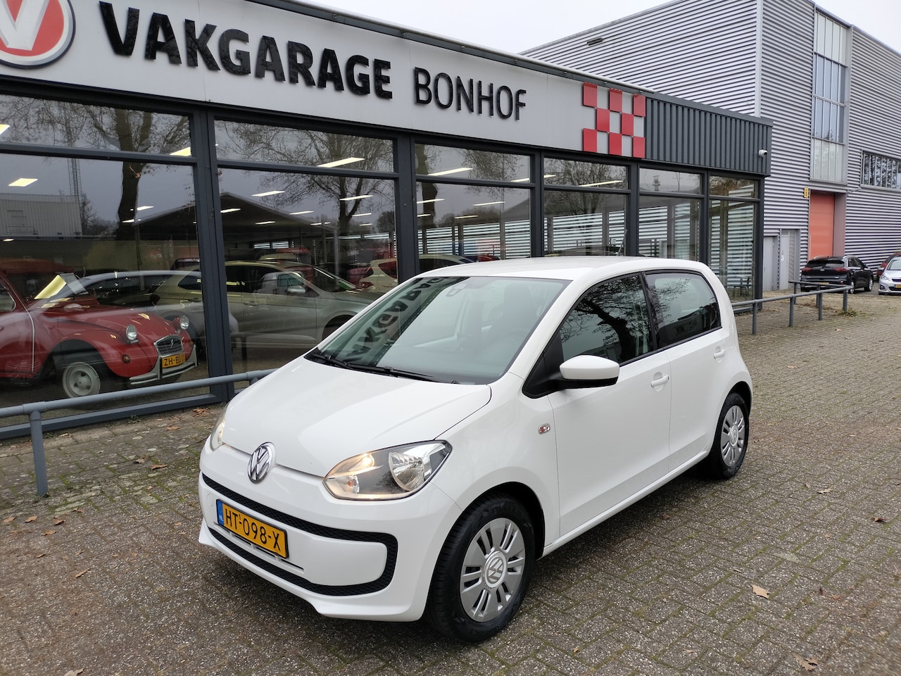 Volkswagen Up! - 1.0 move up! BlueMotion AIRCO-NAVI-5DRS - AutoWereld.nl