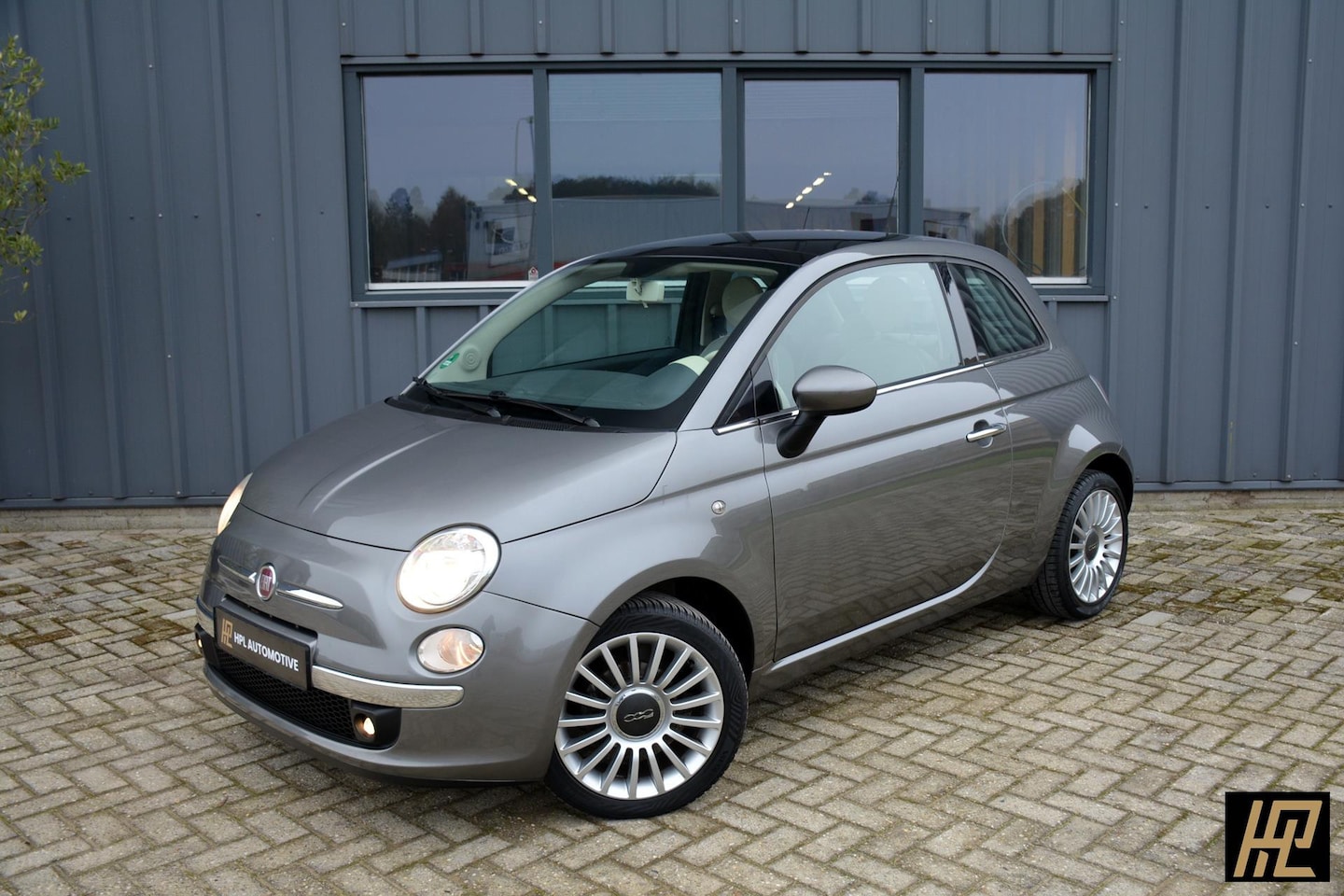 Fiat 500 - 1.2 Lounge / Panorama / Airco / 16" / 3mnd Garantie / Geen afleverkosten - AutoWereld.nl