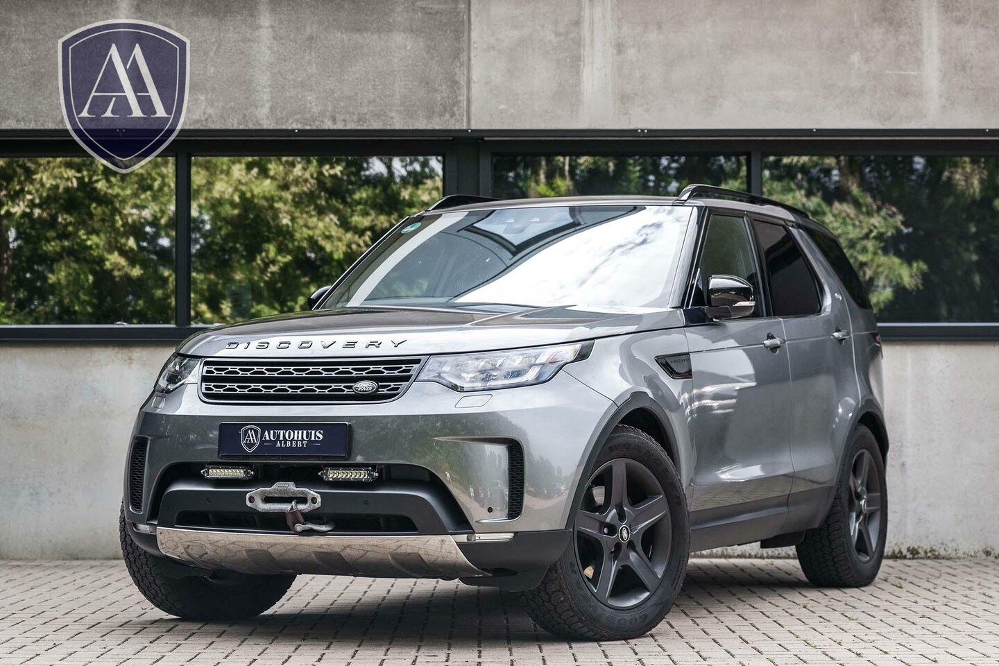 Land Rover Discovery - 3.0 TD6 HSE Luxury Grijs Kenteken NAP! - AutoWereld.nl