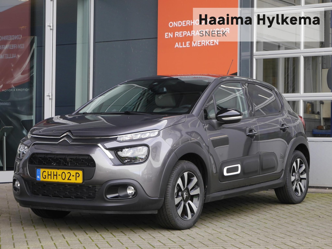 Citroën C3 - 1.2 PureTech Max | Demo | Navigatie | 16" Lichtmetalen velgen | Climate control | Getint g - AutoWereld.nl