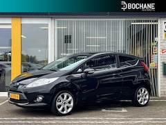 Ford Fiesta - 1.4 Titanium | AUTOMAAT | Trekhaak | Unieke kilometerstand | Voorruit verwarming | Parkeer