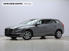 Volvo V60 - T3 Automaat Momentum / Afn. trekhaak