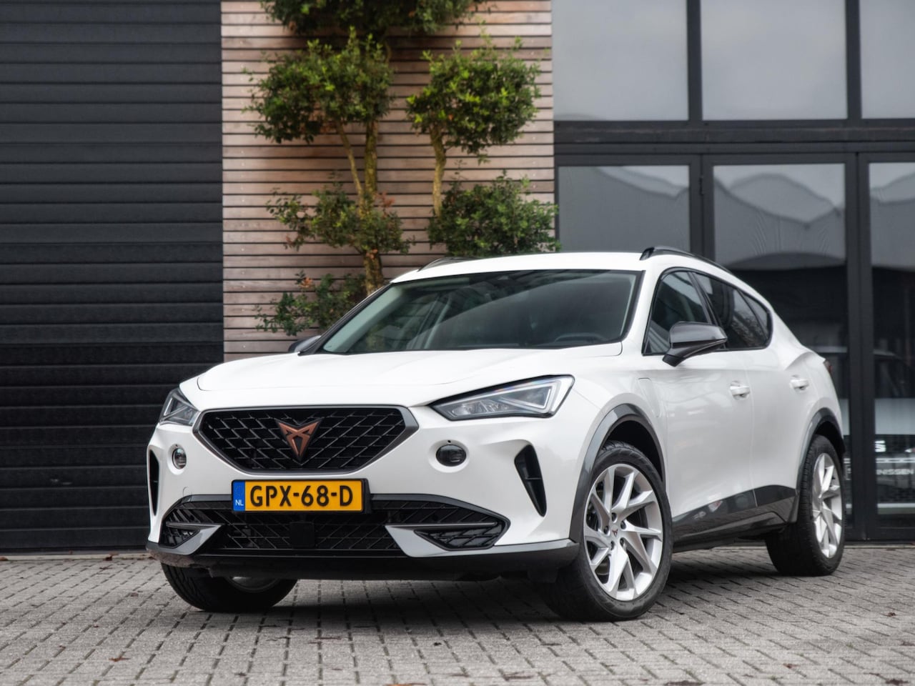 CUPRA Formentor - 1.4 e-Hybrid Business ACC Cam Stoelv - AutoWereld.nl