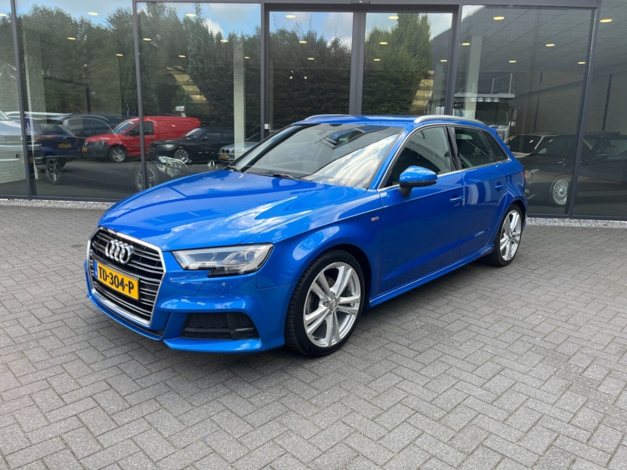 Audi A3 - 1.0 TFSI S-Line,1e Eig,Led,Half Leer,Navi,Clima,Cruise,PDC,Deale - AutoWereld.nl