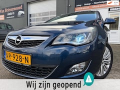 Opel Astra Sports Tourer - 1.4 Turbo Sport met parkeersensoren en navigatie en airco