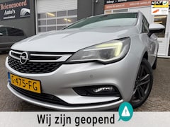 Opel Astra Sports Tourer - 1.0 Turbo 120 Jaar Edition van 1ste Eig met parkeersensoren en navigatie en bluetooth tele