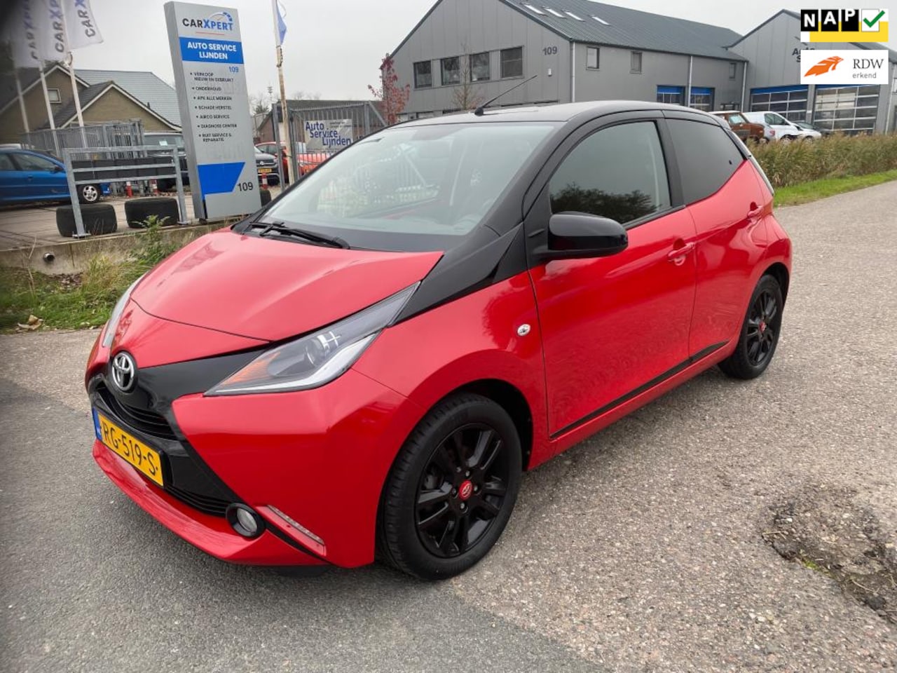 Toyota Aygo - 1.0 VVT-i x-cite 1.0 VVT-i x-cite - AutoWereld.nl