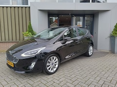 Ford Fiesta - 1.0 EcoBoost Titanium | Automaat | Achteruitrij camera | Cruise Control | Trekhaak |