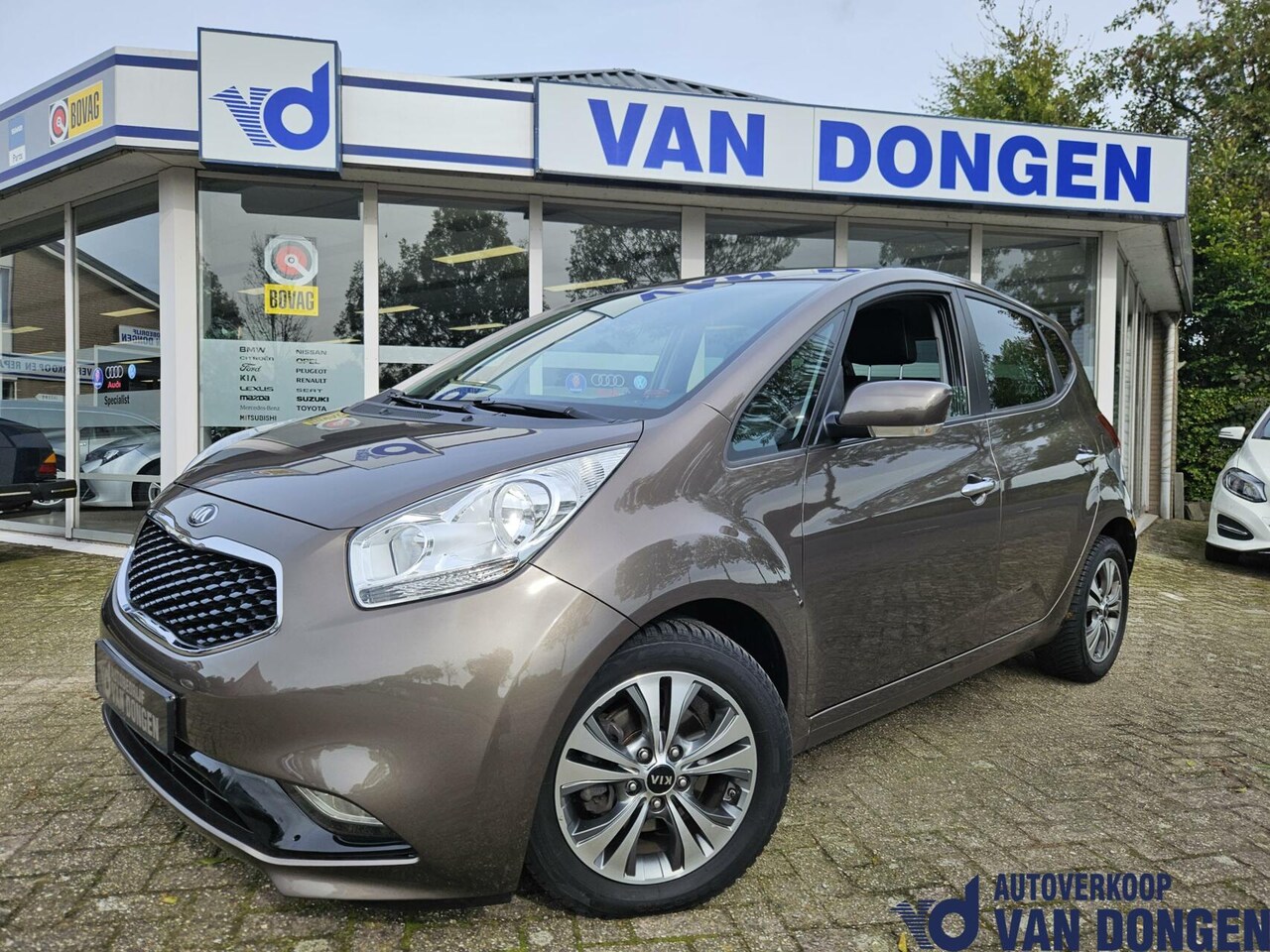 Kia Venga - 1.6 CVVT DynamicPLusLine | Automaat | Navi/Camera - AutoWereld.nl