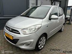 Hyundai i10 - 1.2 i-Motion Airco Elek.ramen AUX/USB Privacy glas