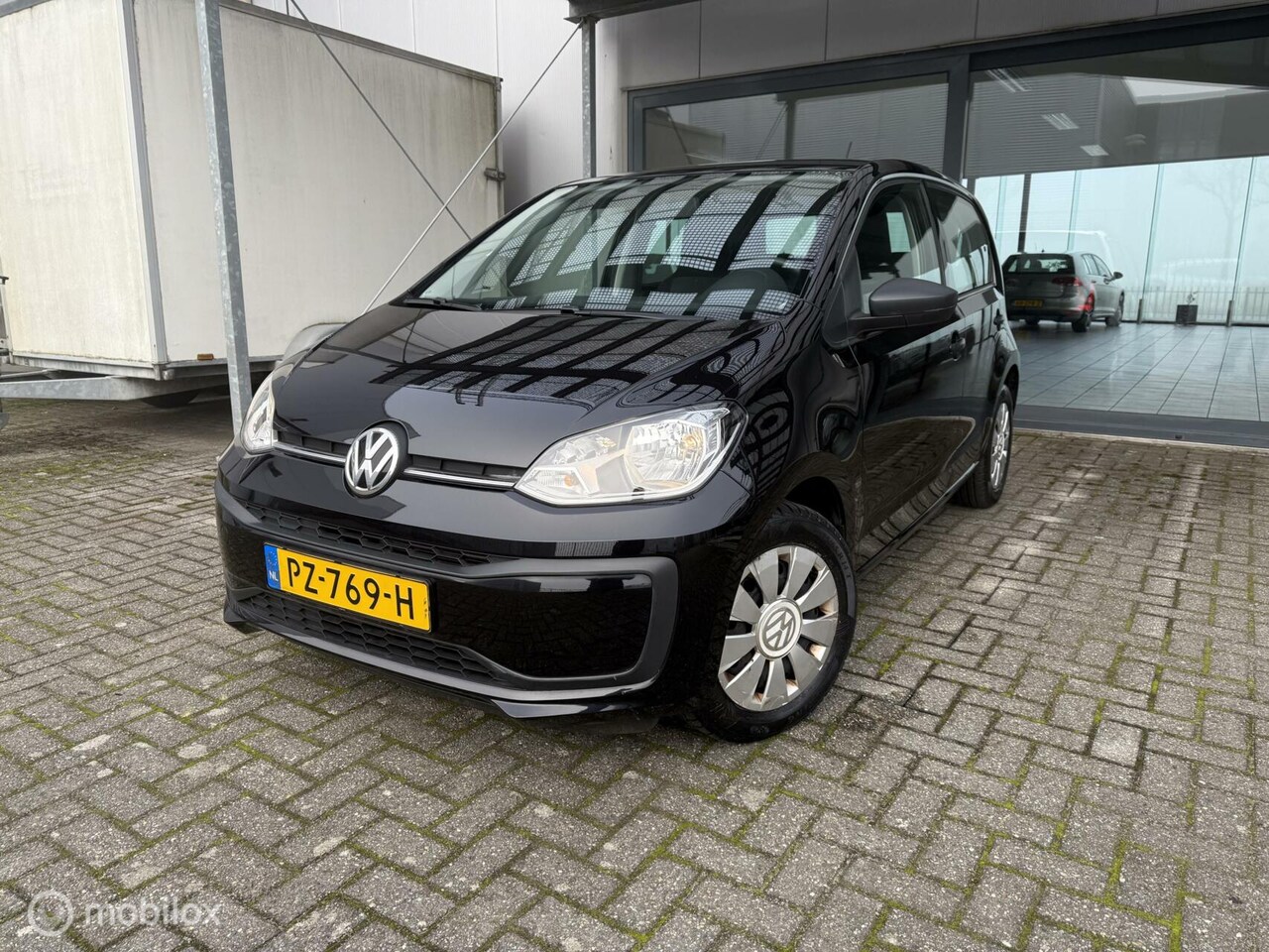 Volkswagen Up! - 1.0 take up! | 1e eigenaar | Incl grote beurt - AutoWereld.nl