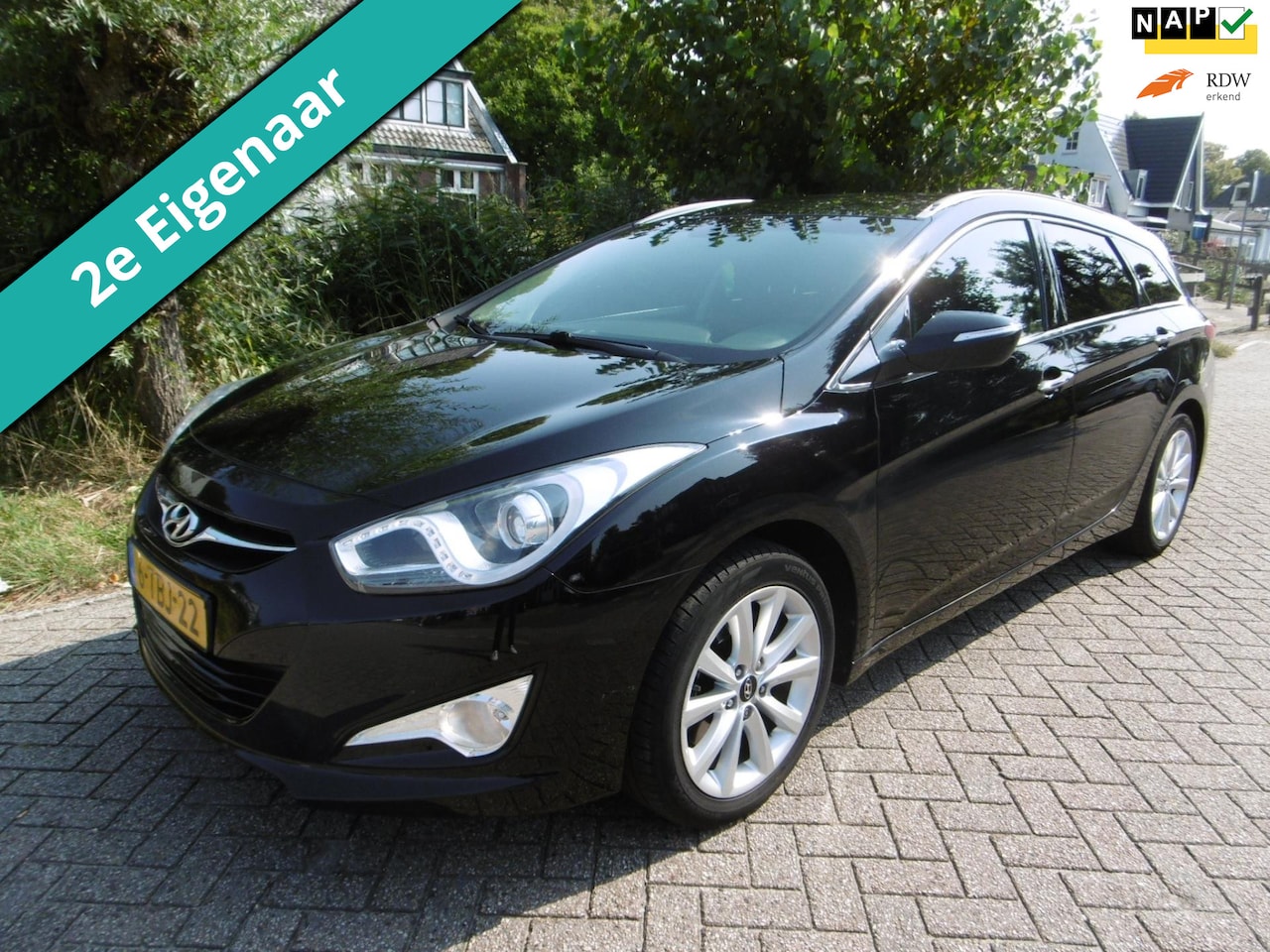 Hyundai i40 Wagon - 2.0 GDI i-Vision 177pk Navi Clima Trekhaak 1500kg 2e eig - AutoWereld.nl