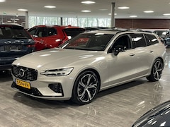 Volvo V60 - T6 AWD Recharge Plus Dark Long Range | Schuifdak | Adaptieve Cruise Control | Stoelverwarm