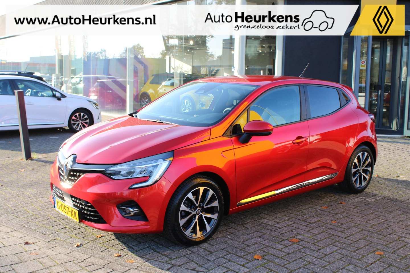 Renault Clio - TCe 100 Zen NL-auto | Dealer-onderhouden | - AutoWereld.nl