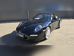 Porsche 911 Cabrio - 3.6 Carrera 4 Handbak PASM PSM Bose Sportuilaat Stoelventilatie Stoelverwarming Navi Parkeersensoren Gla