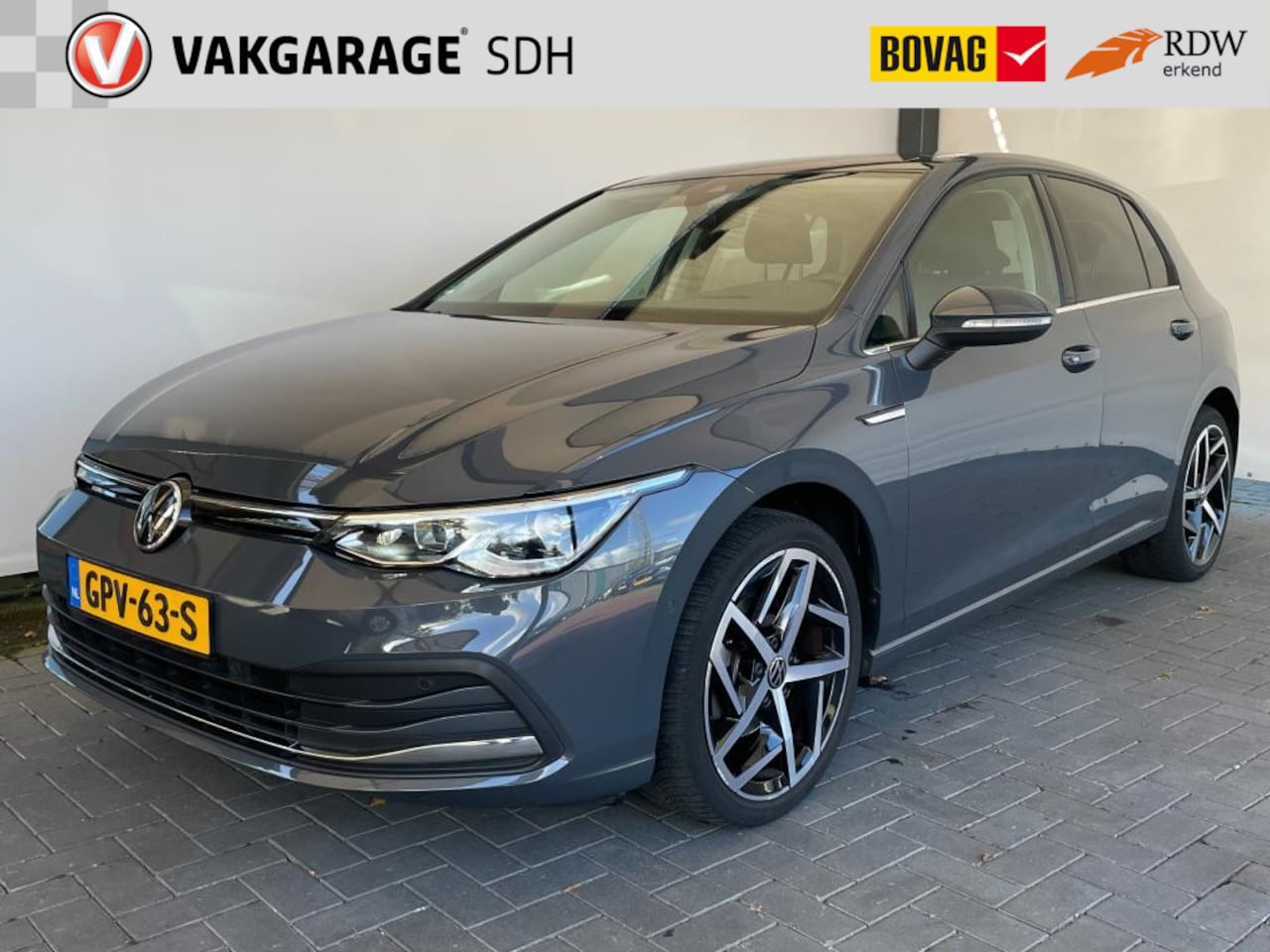 Volkswagen Golf - 1.5 TSI|Stoelverwarming|Sportstoelen|Cruise Control - AutoWereld.nl