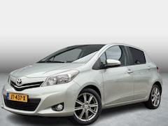 Toyota Yaris - 1.3 VVT-i Dynamic Panoramadak Navi Airco Camera