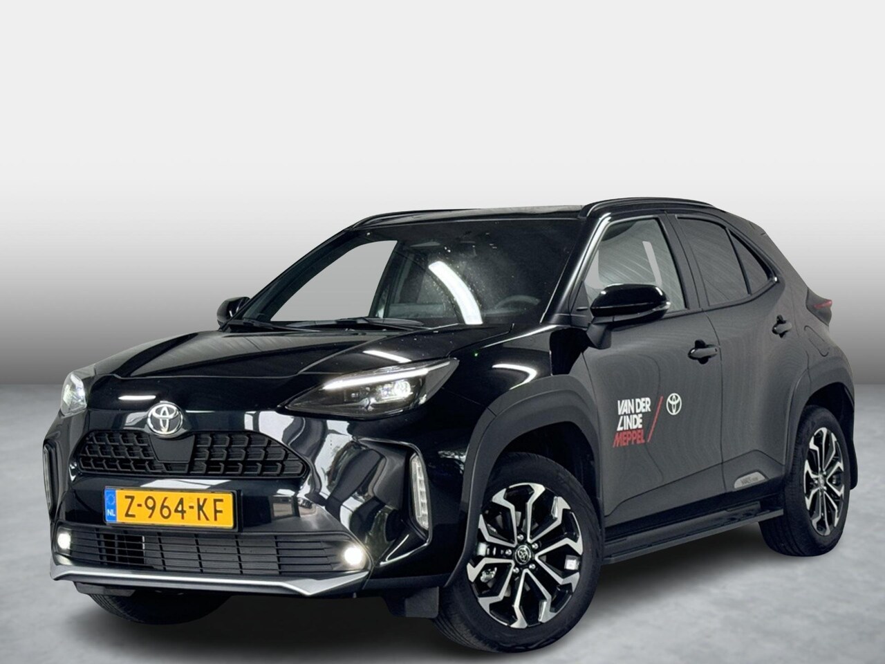 Toyota Yaris Cross - Hybrid 115 First Edition MY 2024 Treeplanken Navi Cruise - AutoWereld.nl