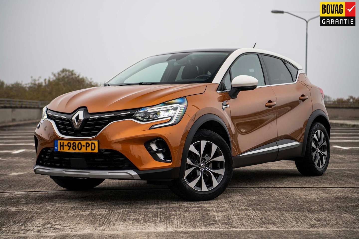 Renault Captur - 1.3 TCe 130 Intens | Automaat | Airco/Clima | Cruise Control | Navigatie | Camera| Parkeer - AutoWereld.nl