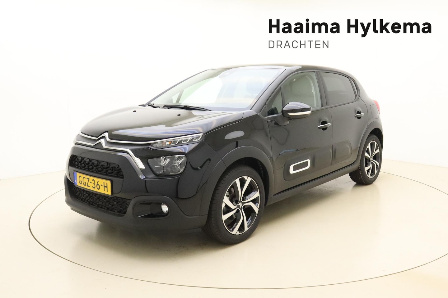 Citroën C3 - 1.2 PureTech Max NIEUW € 3.000 KORTING | Navigatie | 17" Lichtmetalen velgen | Climate con - AutoWereld.nl