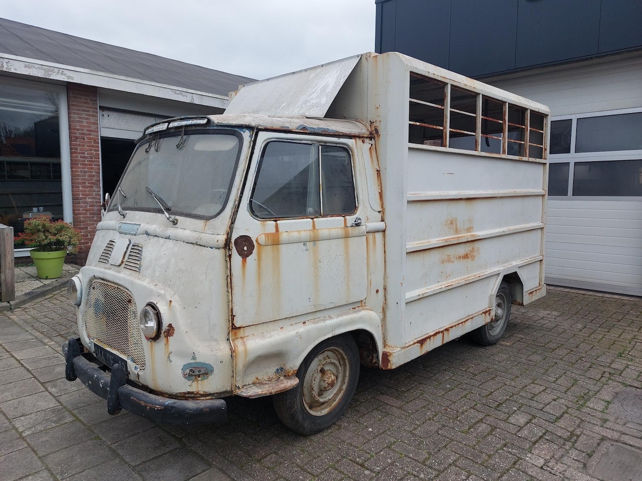 Renault Estafette - Veewagen/foodtruck/camper - AutoWereld.nl