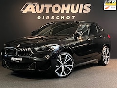 BMW X2 - SDrive20i High Executive Edition M Pano/ M Memory stoelen/ H&K/ Headup/ Trekhaak/ 20"