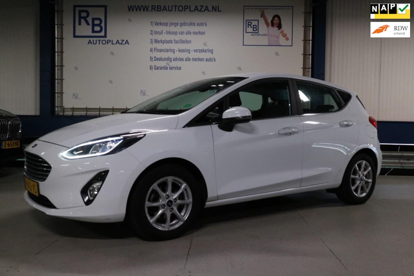 Ford Fiesta - 1.0 TITANIUM / NAV / LED / CLIMA / VOL ! ! ! - AutoWereld.nl