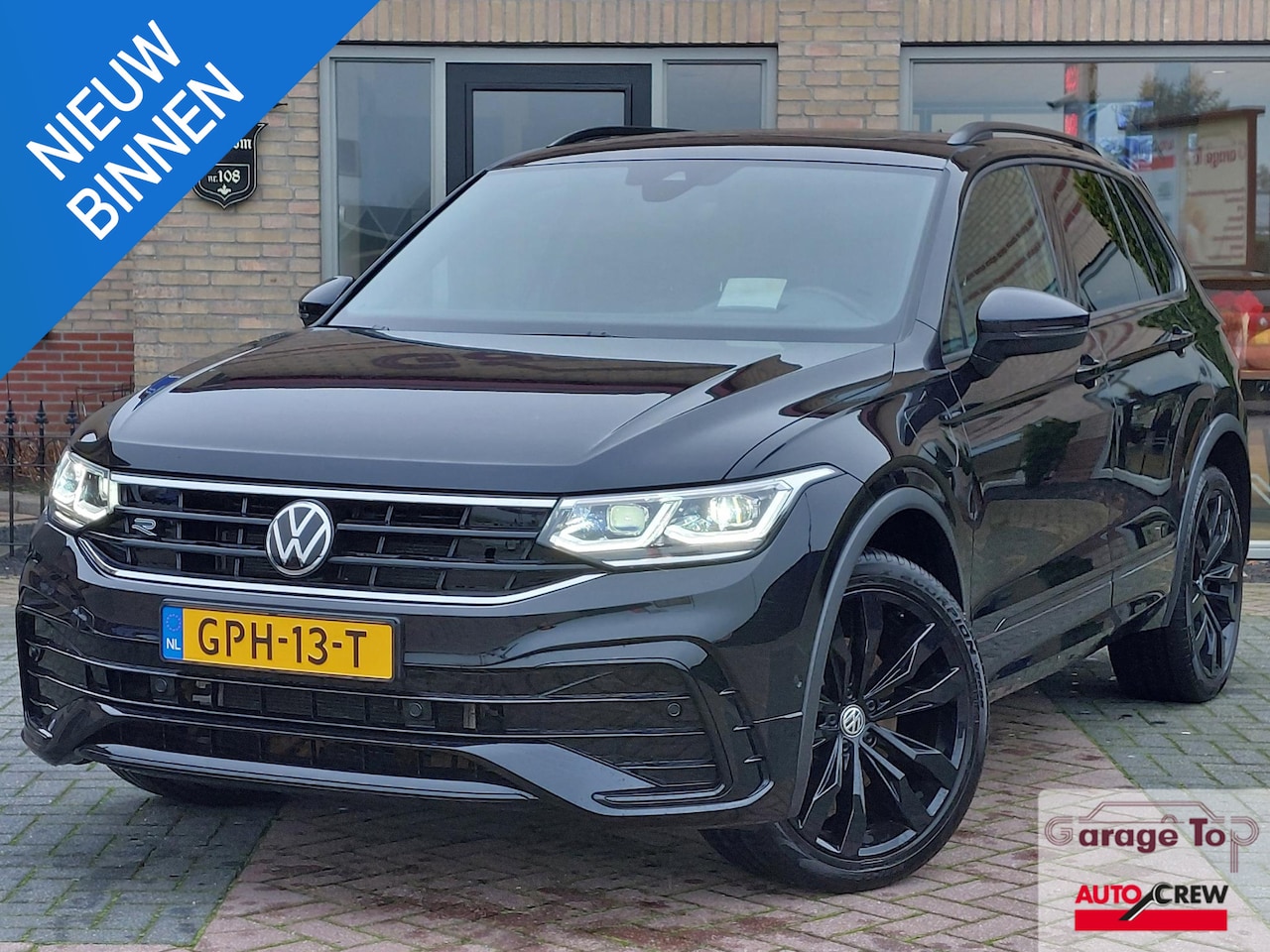 Volkswagen Tiguan - 1.4 TSI eHybrid R-Line Business+ | Black Style | Pano | Trekhaak - AutoWereld.nl