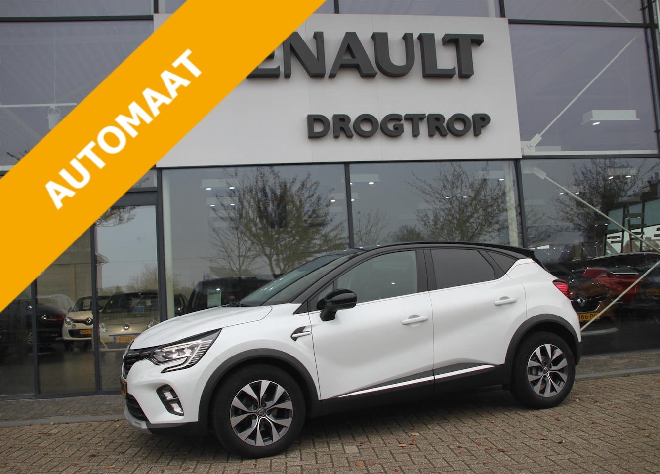 Renault Captur - 140PK-INTENS-AUTOM-NAVI-LEDER-CAMERA-STOELVERW- - AutoWereld.nl