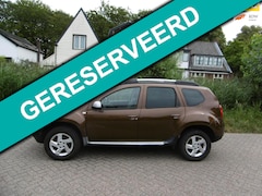 Dacia Duster - 1.6 Aniversare 2wd Airco Leder Trekhaak 1200kg PDC Hoge instap