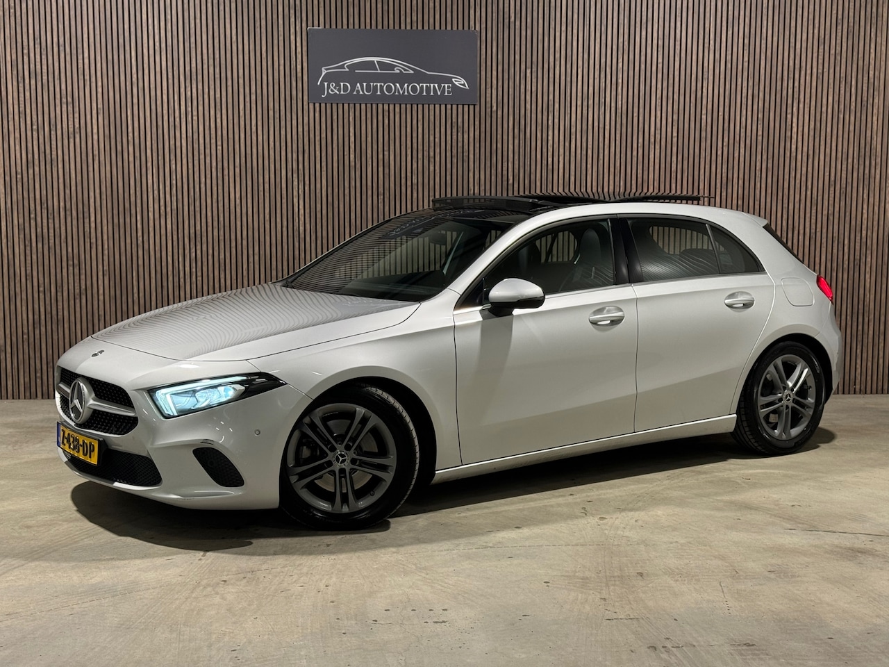 Mercedes-Benz A-klasse - 220 Launch Edition 2019 LED CAMERA PDC - AutoWereld.nl