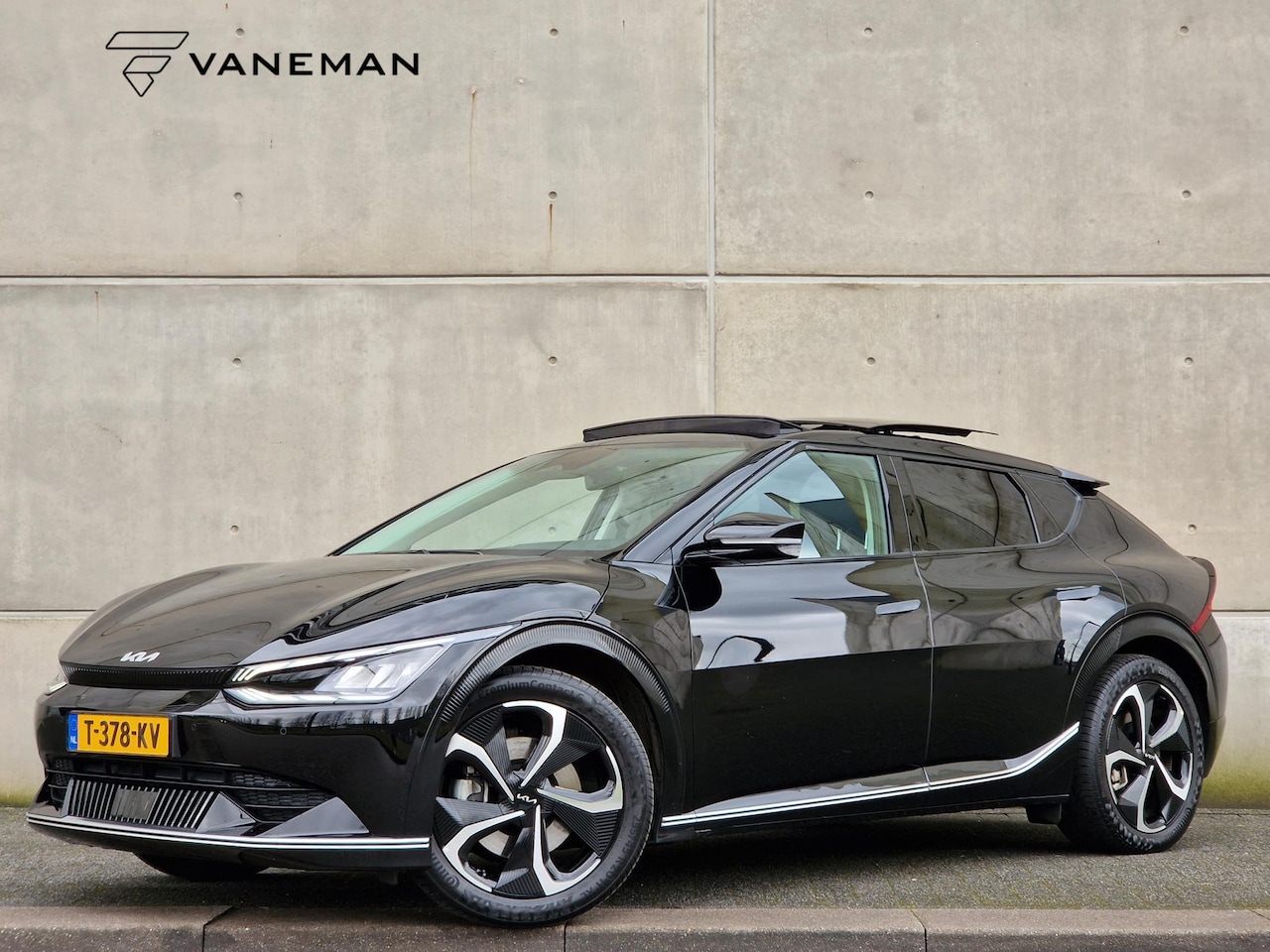 Kia EV6 - Plus Advanced 77.4 kWh Automaat | Panoramadak | 20" Velgen | Leder | Meridian | Camera | N - AutoWereld.nl