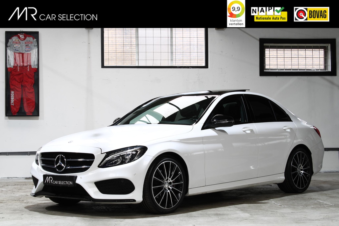 Mercedes-Benz C-klasse - 180 AMG Sport Edition | Panoramadak | 19 inch | Night | Stoelverwarming | NL Auto | BTW | - AutoWereld.nl