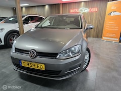 Volkswagen Golf - 1.2 TSI Highline / DSG / Start-Stop / Navigatie