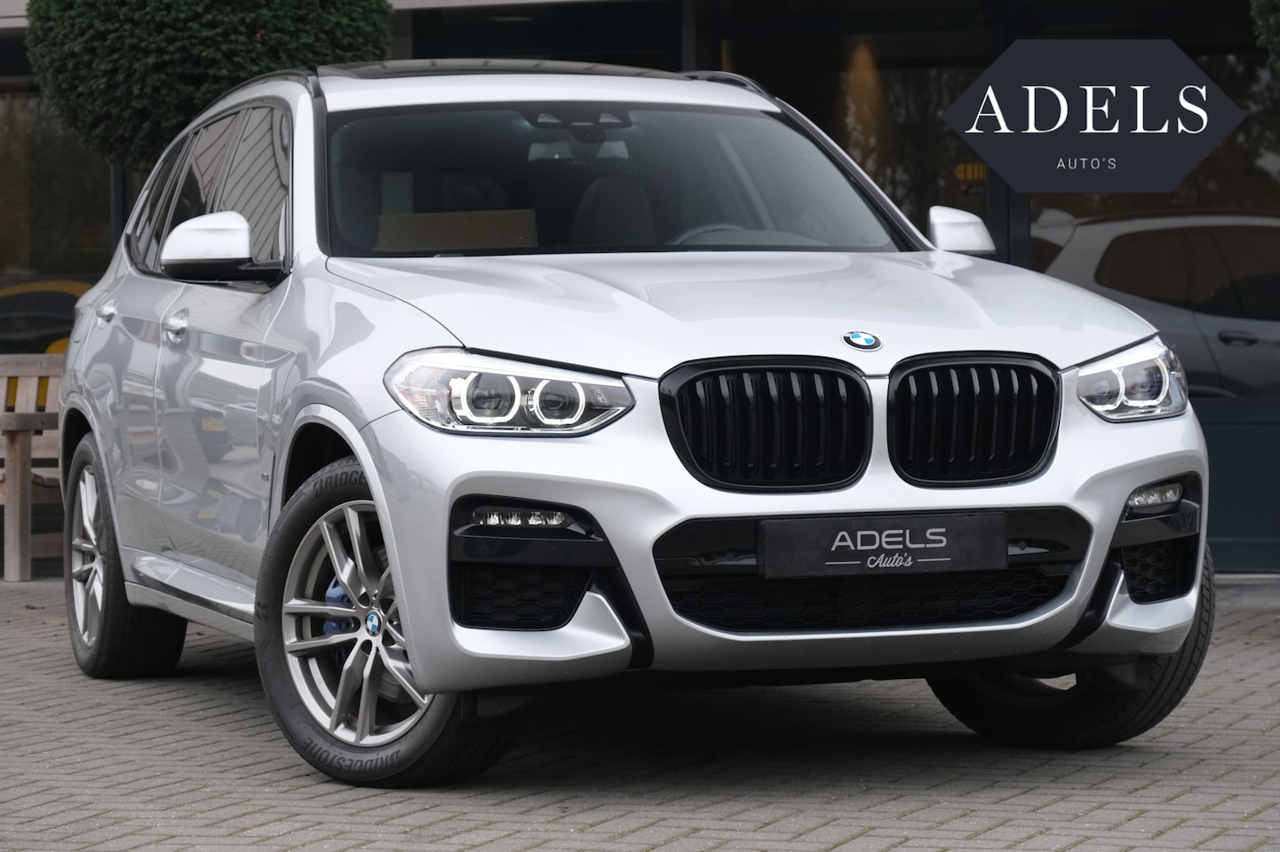 BMW X3 - xDrive30e High Executive M Sport Panodak Leder Stoelkoeling Shadowline - AutoWereld.nl