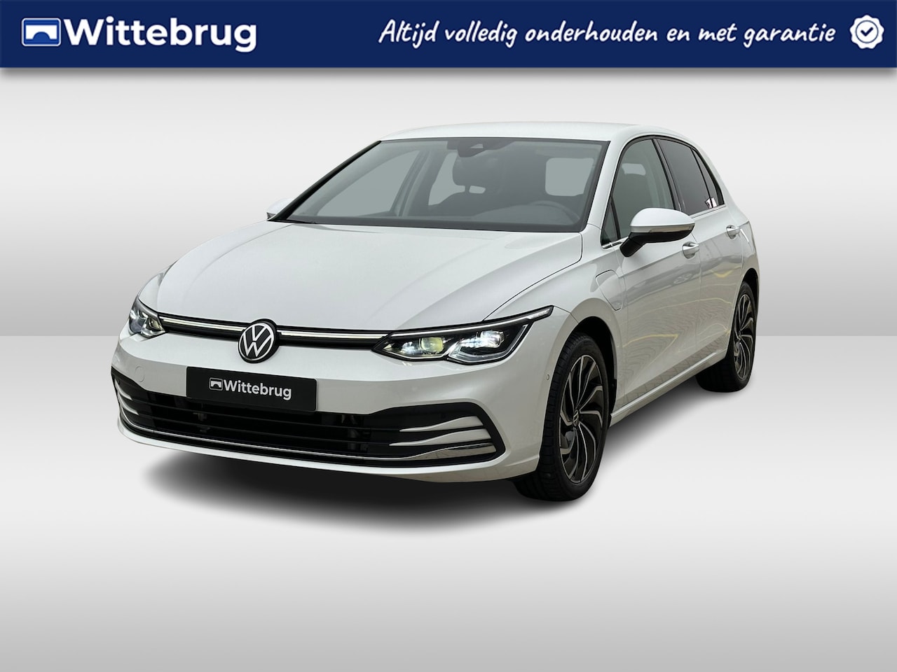 Volkswagen Golf - 1.4 eHybrid 204pk DSG Style / IQ LED / 17" LMV / Parelmoer Lak / Navigatie Pro / Memory Se - AutoWereld.nl