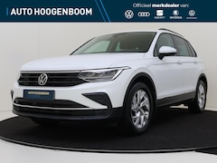 Volkswagen Tiguan - 1.5 TSI Life | Trekhaak | Achteruitrijcamera | Stoel-en stuurwielverwarming | 3-Zone airco