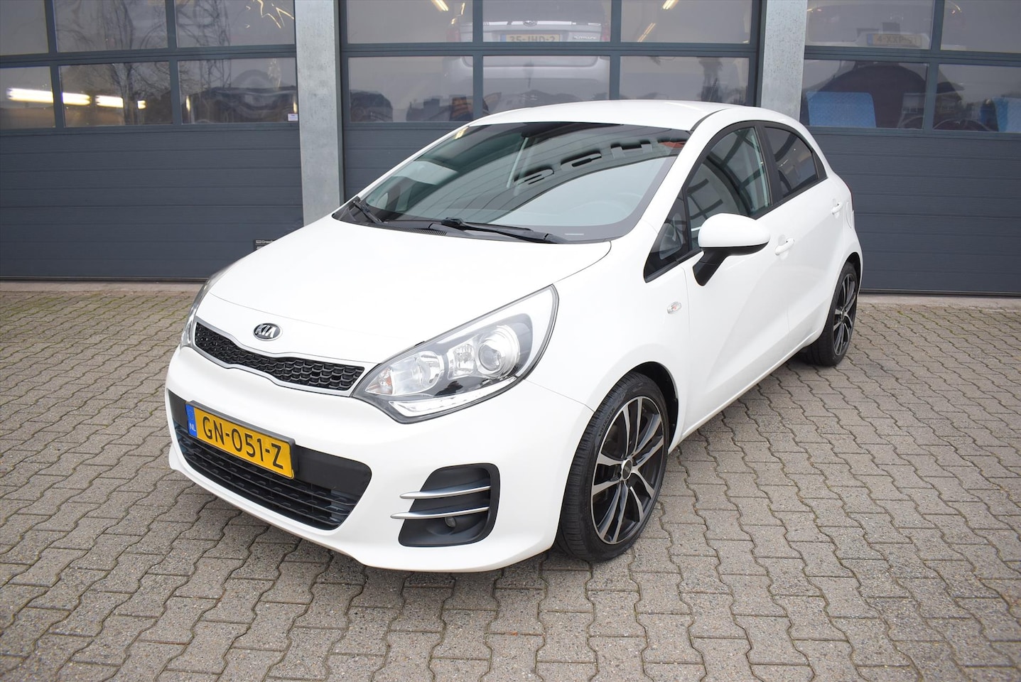 Kia Rio - 1.2 CVVT DynamicLine 1.2 CVVT 84pk 5-drs DynamicLine - AutoWereld.nl