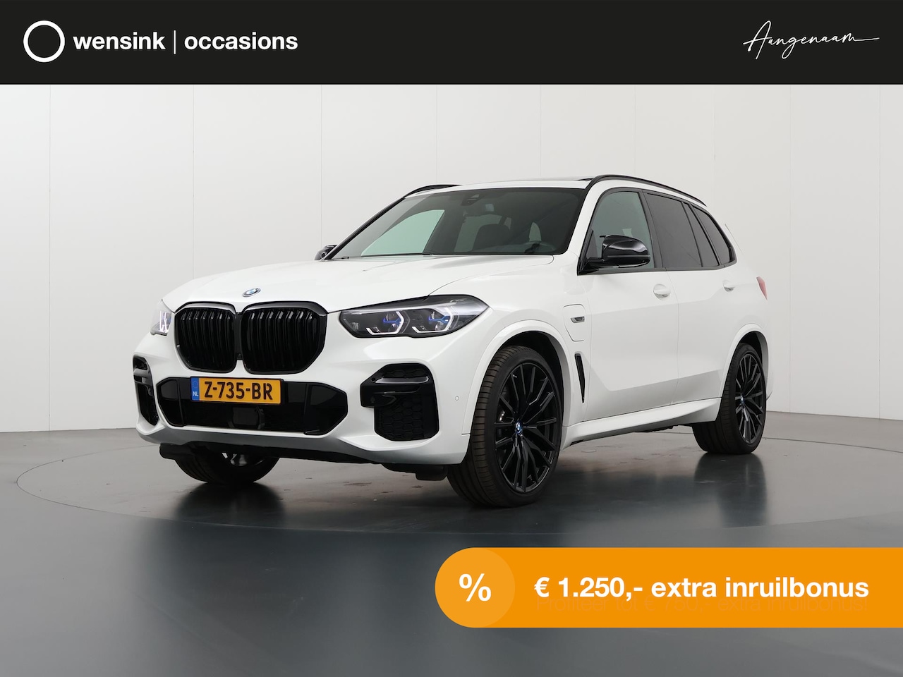 BMW X5 - xDrive45e High Executive M-Sport | Sky Lounge Panormadak | Trekhaak | Laser Licht | Luchtv - AutoWereld.nl